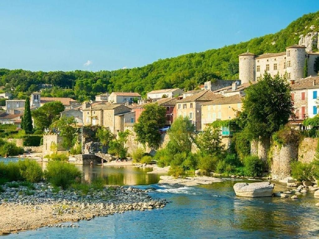 Chalet "Le Petit Olivier" Gites Appart 'Hotel L'Echappee Belle D'Aubenas Logement 2 Sur 3 Экстерьер фото